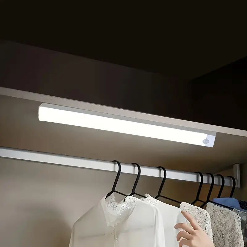 Wireless LED Motion Sensing Li - Commercial Kitchen Lighting recensione e prezzo
