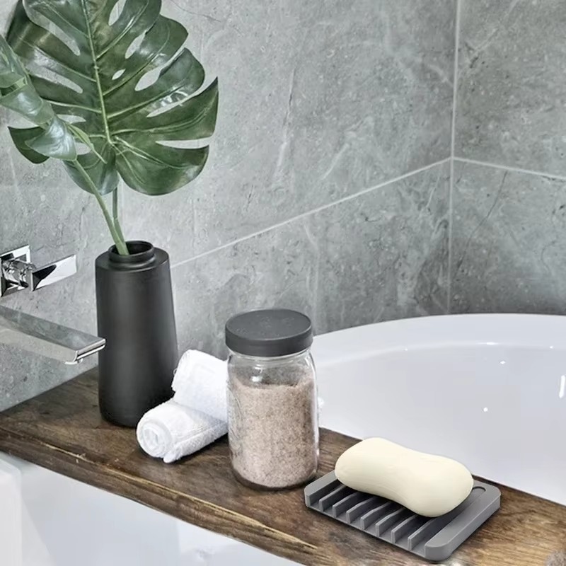 Self Draining Soap Holder Sili - Commercial Kitchen Floor Drain recensione e prezzo