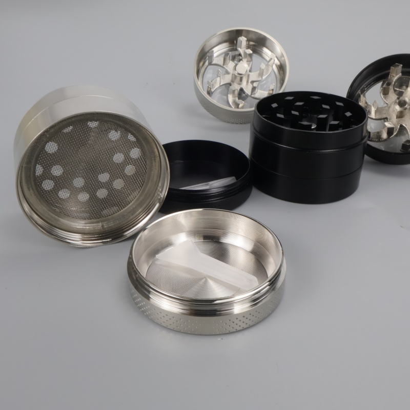 Handheld 4-Layer Manual Spice  - Commercial Kitchen Grinder recensione e prezzo
